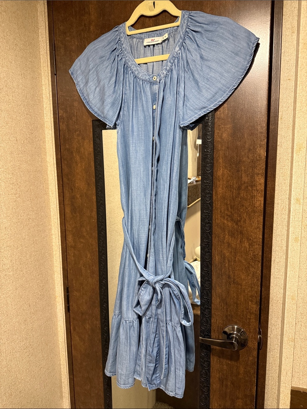 Vineyard Vines Light Blue Chambray Dress size M